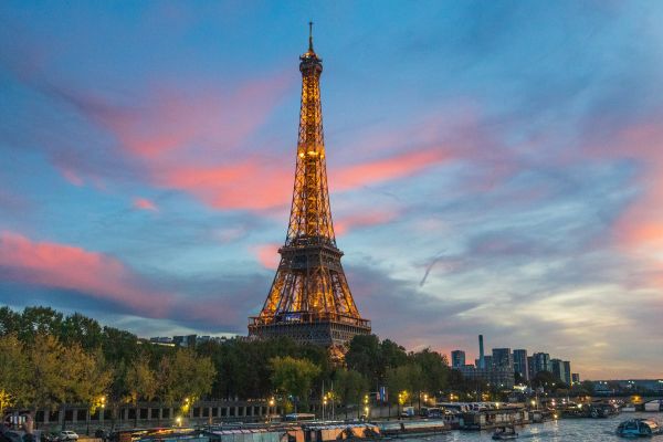 7 astuces pour un guide de Paris qui émerveille vos visiteurs